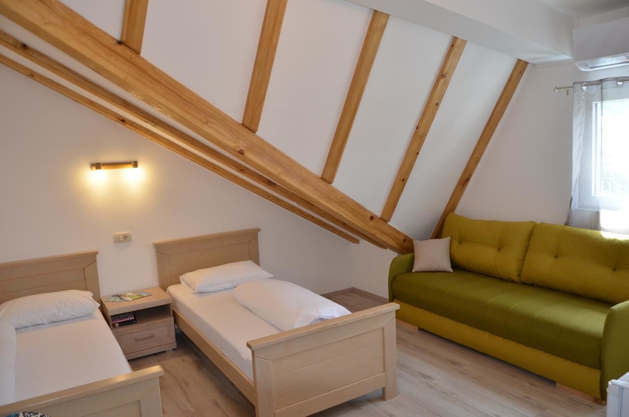 Апартаменты Max Колашин