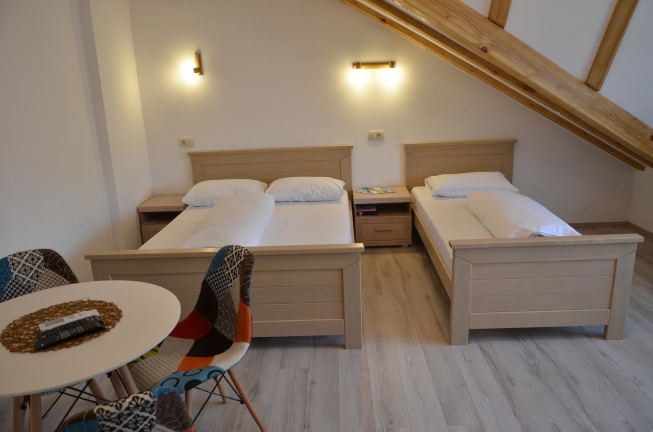 Апартаменты Max Колашин