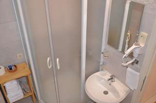 Апартаменты Max Колашин Трехместный номер «Комфорт»-5