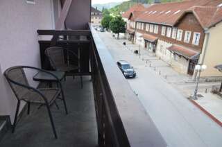 Апартаменты Max Колашин Двухместный номер с 1 кроватью или 2 отдельными кроватями и дополнительной кроватью-7